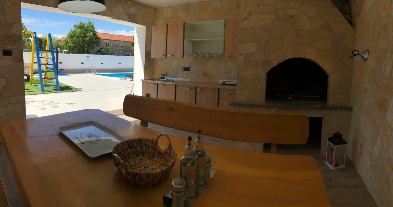 זאדאר Villa Mare - With Heated Pool מראה חיצוני תמונה