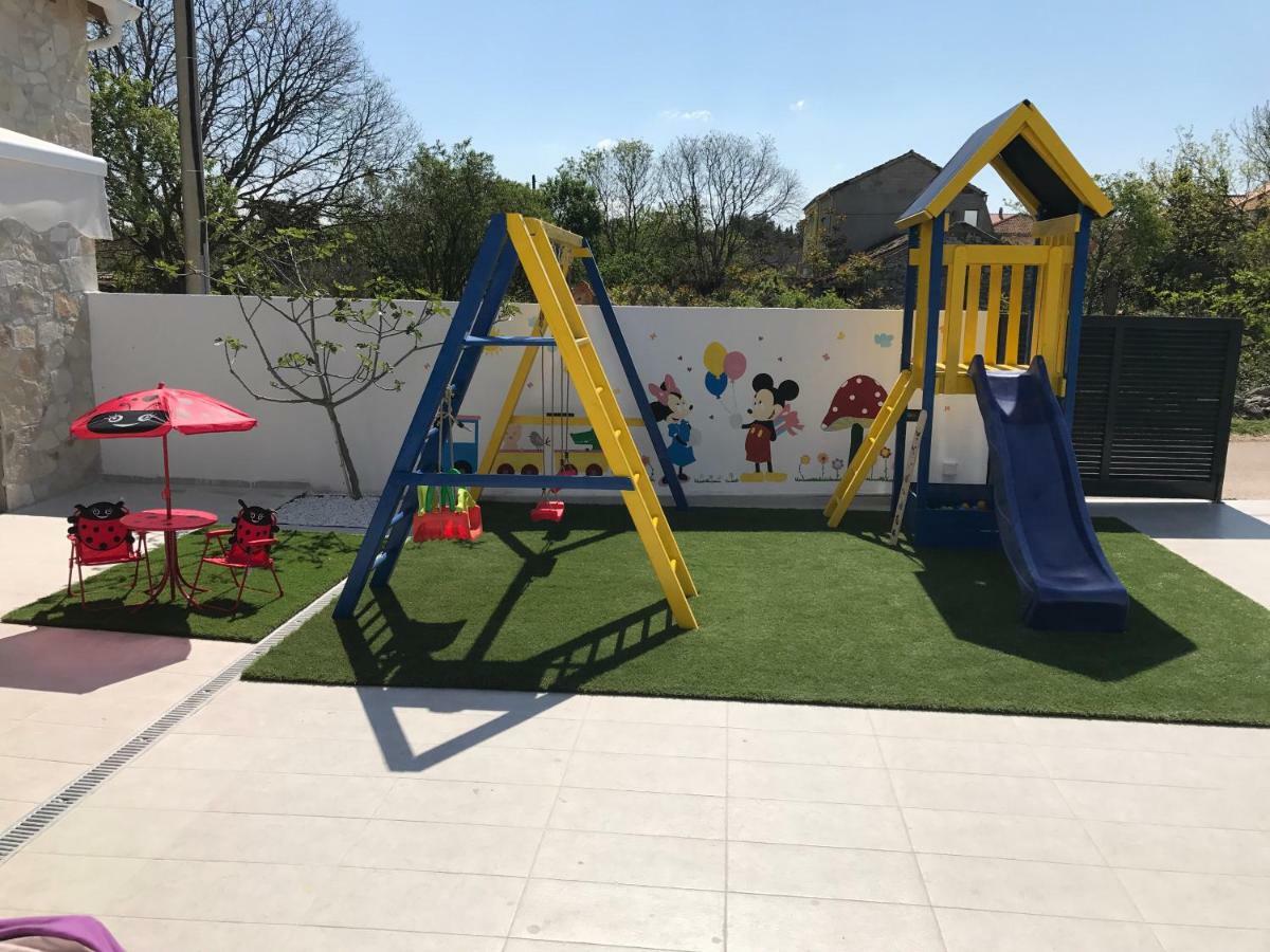 זאדאר Villa Mare - With Heated Pool מראה חיצוני תמונה