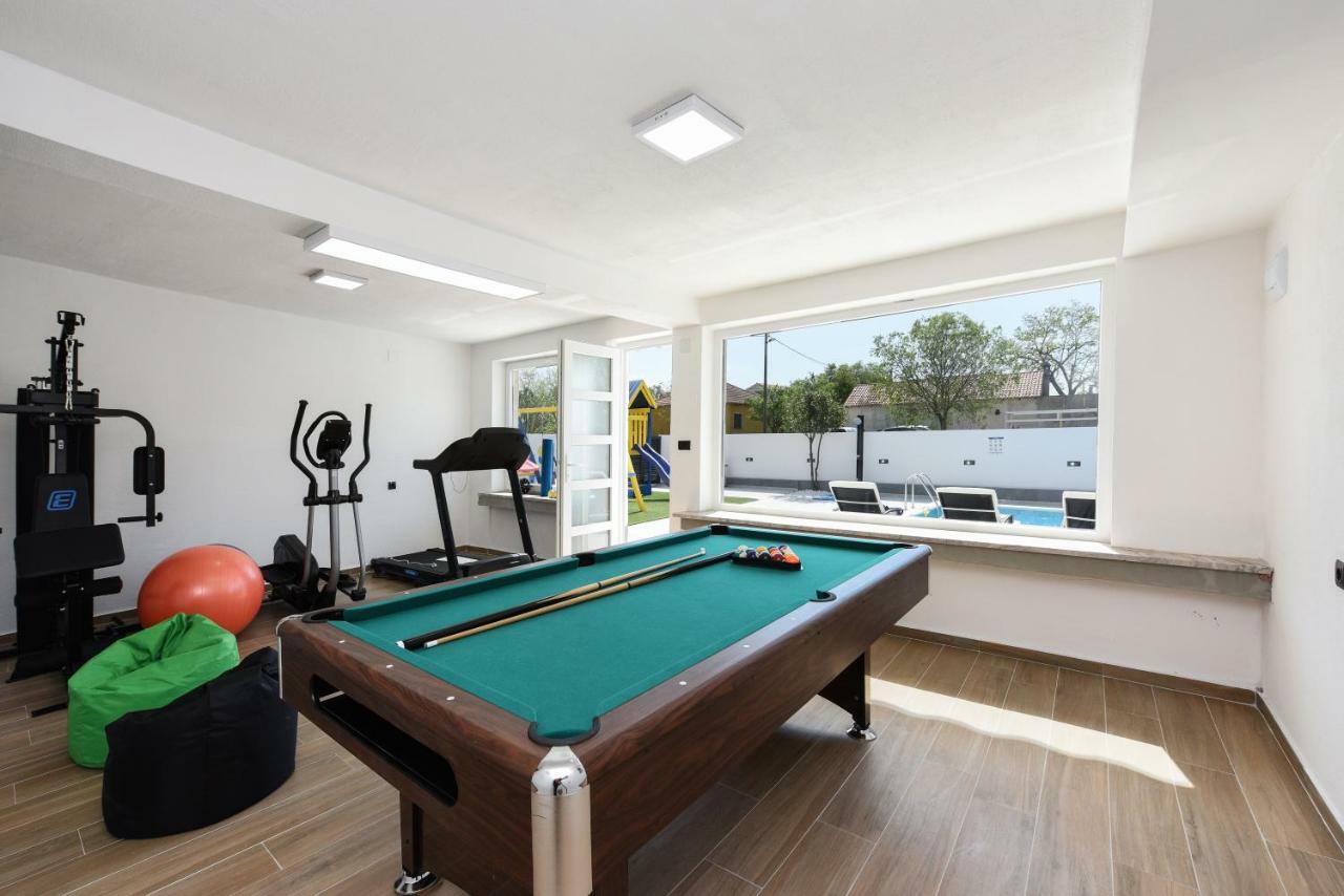 זאדאר Villa Mare - With Heated Pool מראה חיצוני תמונה